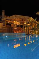 June Alaçatı (+15 Adult only)