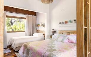 Refúgio Na Praia Guarda Do Embaú - SC