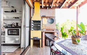 Refúgio Na Praia Guarda Do Embaú - SC