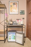 Rometobe Rooms & Hospitality