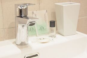 Rometobe Rooms & Hospitality