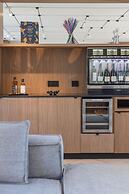 1.75 Paris La Source