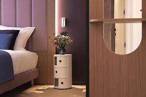 1.75 Paris La Source