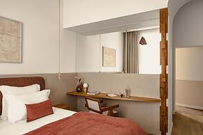 1.75 Paris La Source