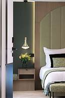 1.75 Paris La Source