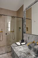 1.75 Paris La Source