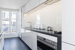 1.75 Paris La Source