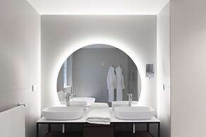 1.75 Paris La Source