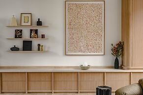 1.75 Paris La Source