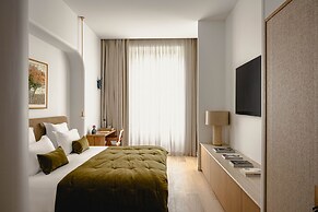 1.75 Paris La Source