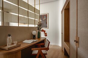 1.75 Paris La Source