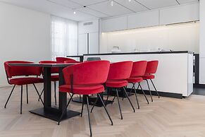 1.75 Paris La Source