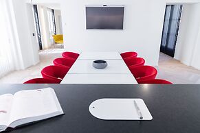 1.75 Paris La Source