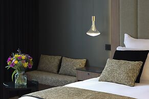 1.75 Paris La Source