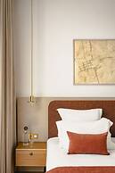 1.75 Paris La Source