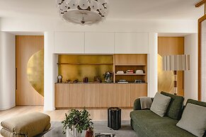 1.75 Paris La Source