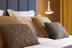 1.75 Paris La Source