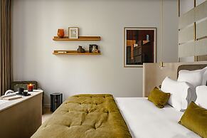 1.75 Paris La Source