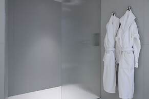 1.75 Paris La Source