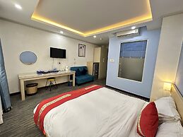 Capital O 1177 Saigon Sweet Hotel