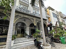 Capital O 1177 Saigon Sweet Hotel