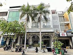 Capital O 1177 Saigon Sweet Hotel