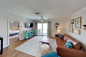 Hermitage by the Bay #202 - Bikinis on the Bay