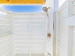 It's Navarre Too Sunny