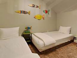 Sharp Reef #4 - Endless Summer