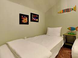 Sharp Reef #4 - Endless Summer