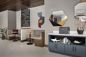 Home2 Suites by Hilton Orlando Southeast Nona