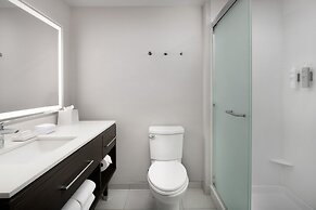 Home2 Suites by Hilton Orlando Southeast Nona