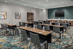 Hampton Inn by Hilton Orlando Southeast Nona