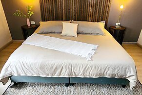 Luxury Villa In Aguacatala