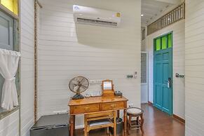 Priya Boutique House