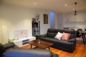 Cozy townhouse closer to the town center