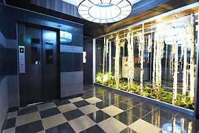 Sun Court Hondori Garden Hills