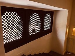 Courtyard Pujan Hotel