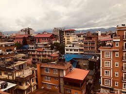 Courtyard Pujan Hotel