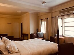 Courtyard Pujan Hotel