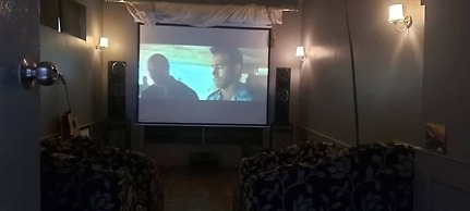 Courtyard Pujan Hotel