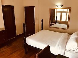 Courtyard Pujan Hotel