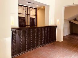 Courtyard Pujan Hotel