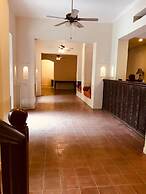 Courtyard Pujan Hotel