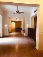 Courtyard Pujan Hotel