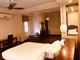 Courtyard Pujan Hotel