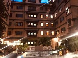Courtyard Pujan Hotel