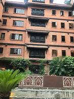 Courtyard Pujan Hotel