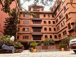 Courtyard Pujan Hotel