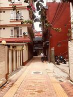 Courtyard Pujan Hotel